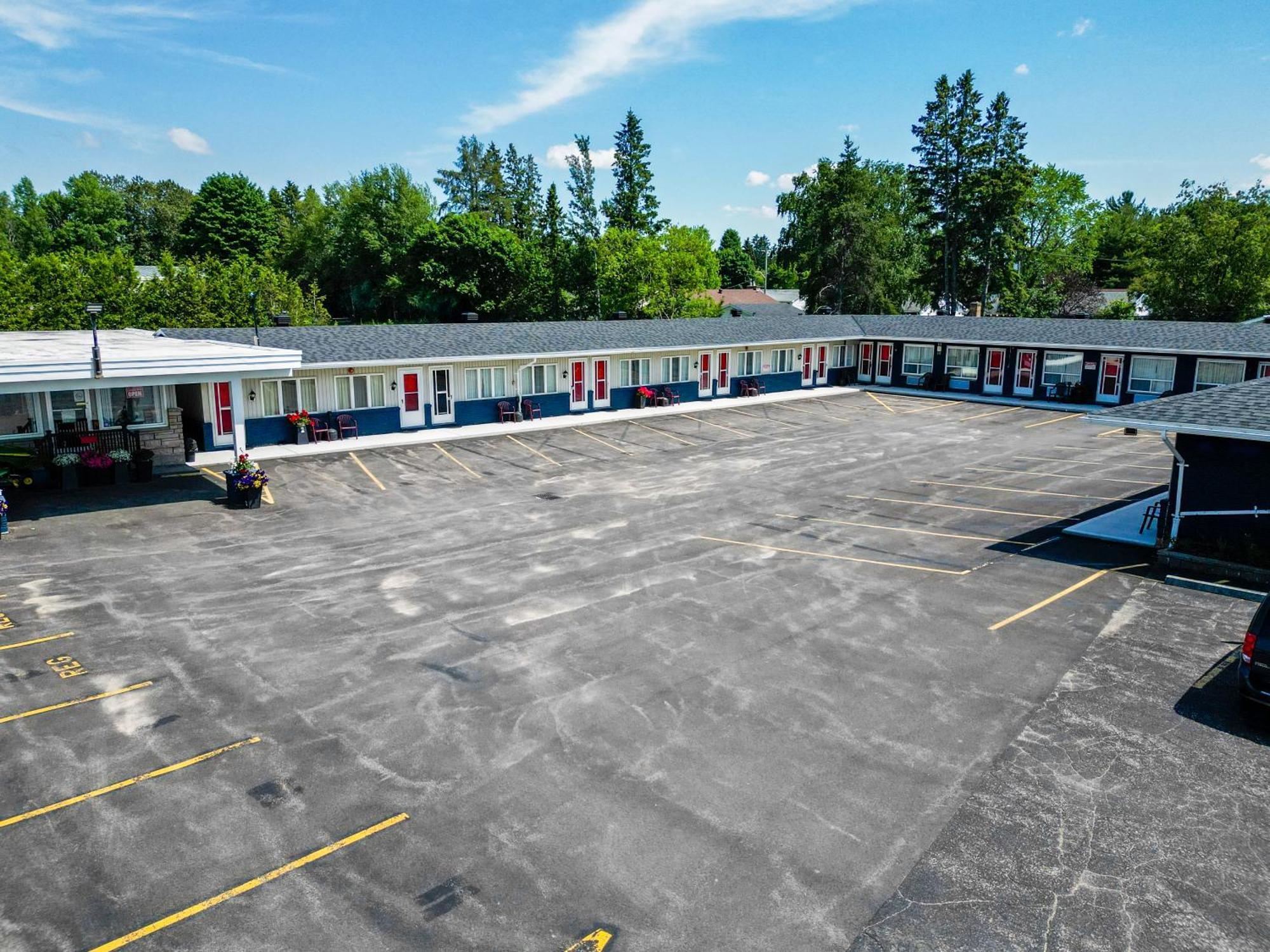 Holiday Motel Sault Ste. Marie Εξωτερικό φωτογραφία